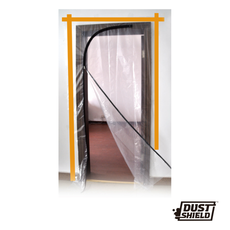 PLASTIC DOOR PROTECTOR ZIP-UP