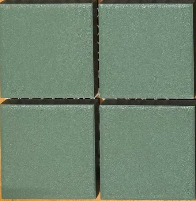 Suki Green Mosaic (Mesh Mount)