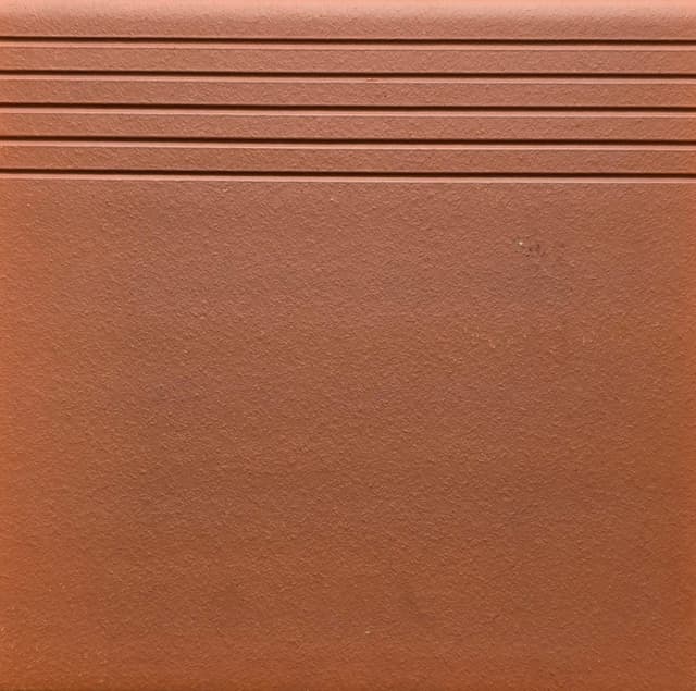 Terracotta Burhundy Steptread (Lines)
