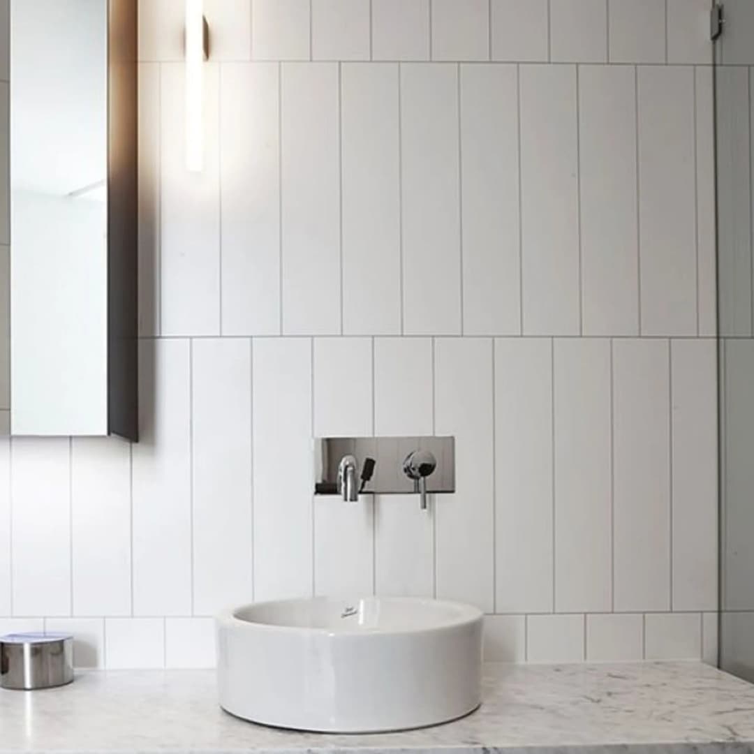 White Wall Gloss, photo 1