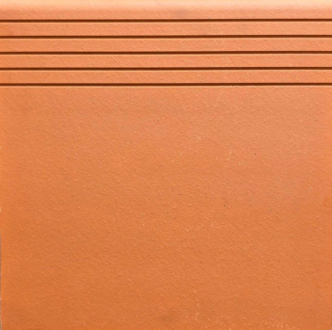 Terracotta Light Red Steptread (Lines)30X30 - Each