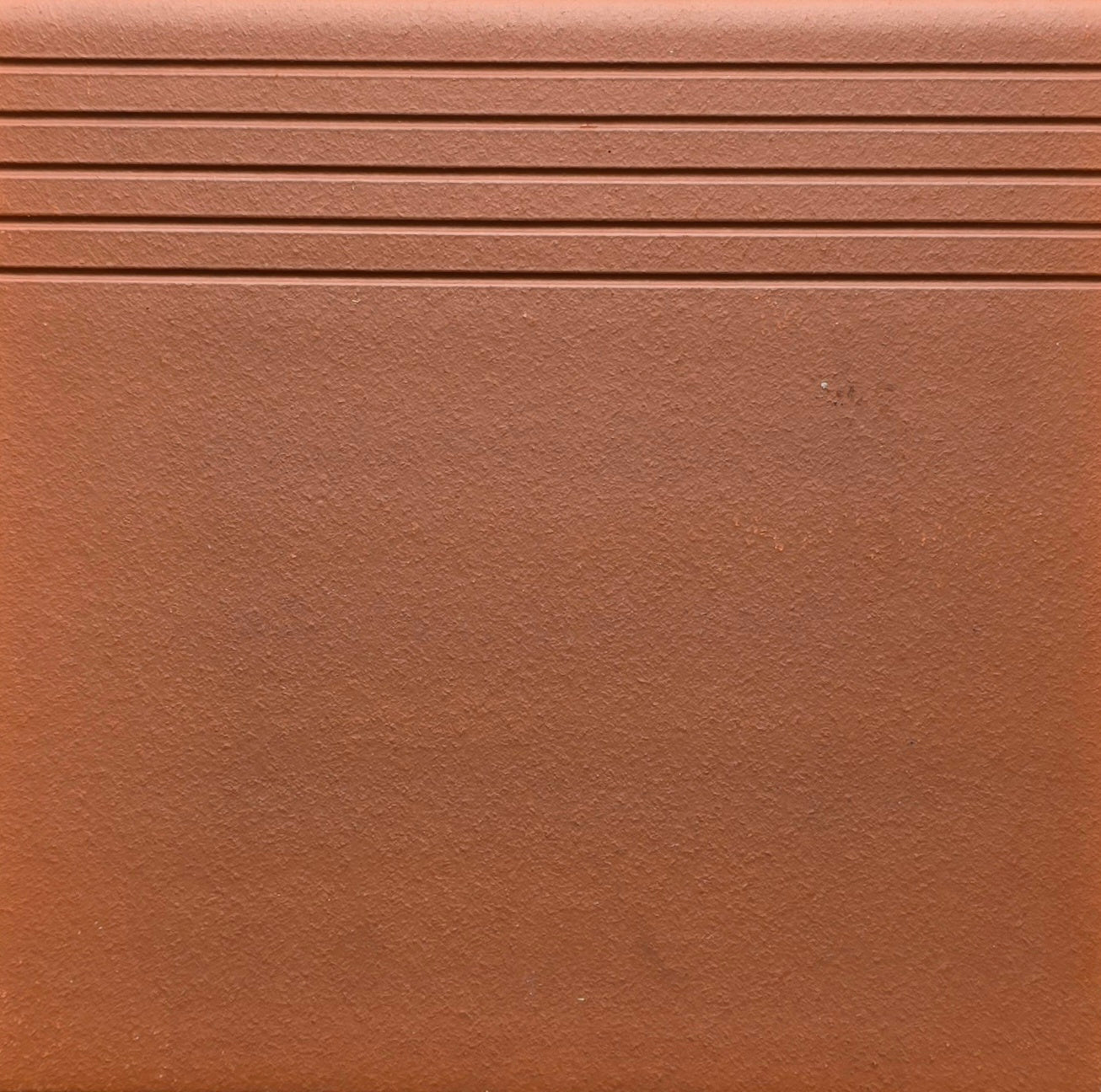 Terracotta Burhundy Steptread (Lines) 30×30 – Each