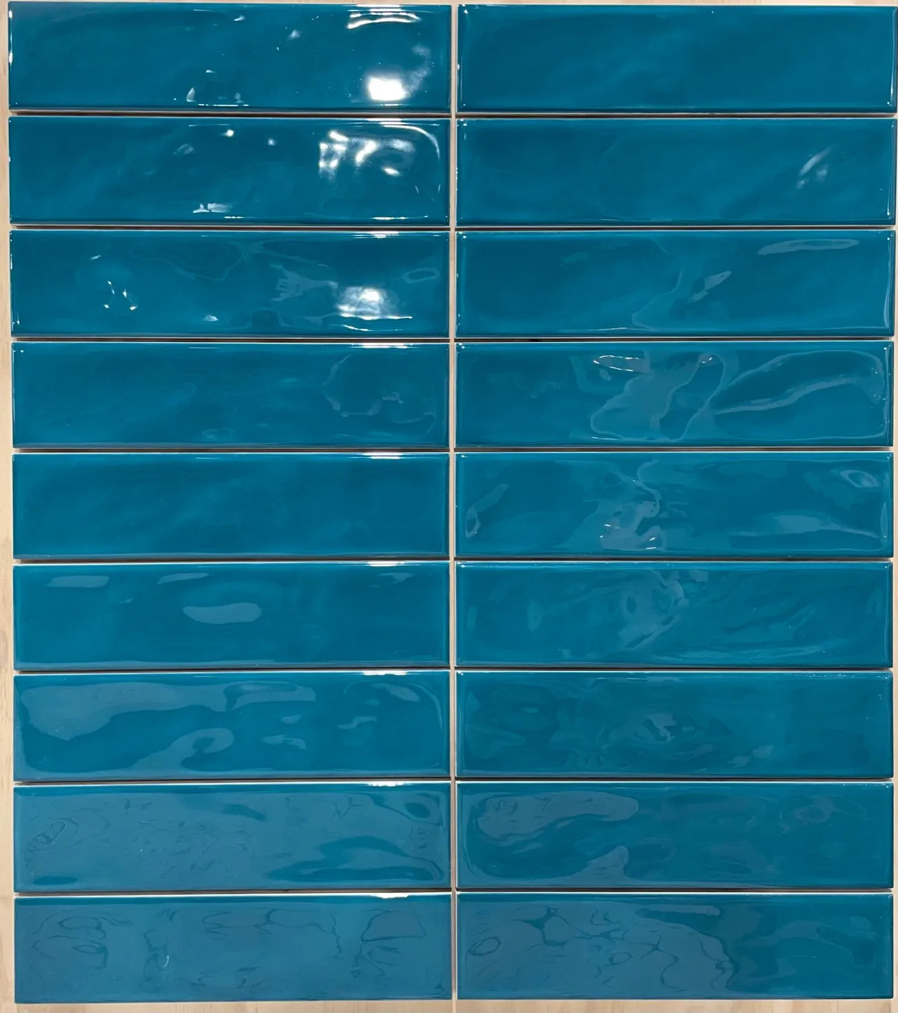 Moana Dark Blue Gloss | m²