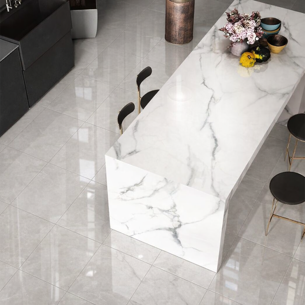 Delta Silver Polished 60x60cm | m²